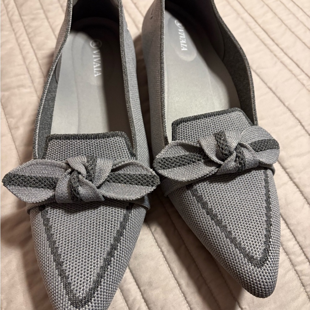 Vivaia Women's Elegant Gray Loafers